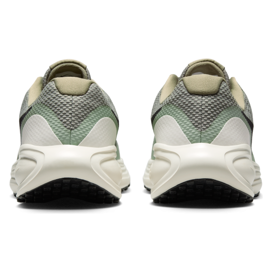 CALZADO NIKE PARA HOMBRE REVOLUTION 8