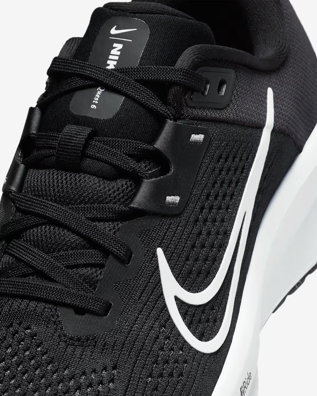 CALZADO DEPORTIVO PARA HOMBRE NIKE QUEST 6